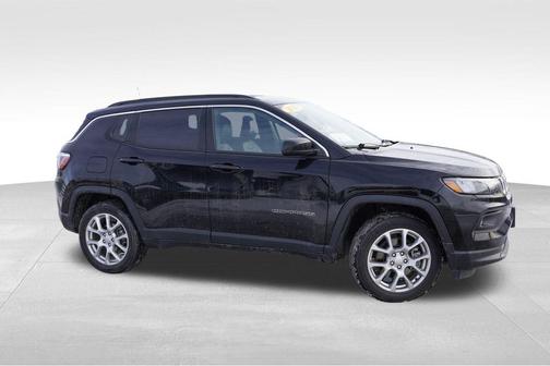 2023 Jeep Compass Latitude Lux