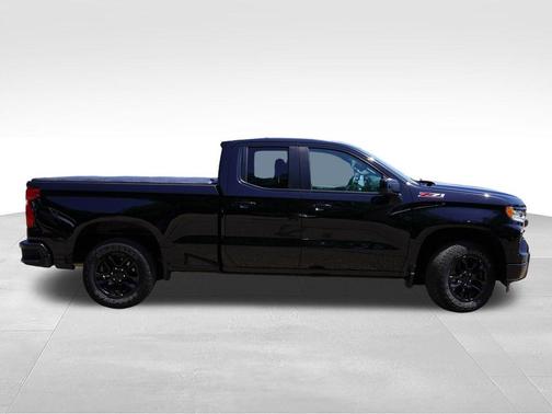 Black 2023 Chevrolet Silverado 1500 RST