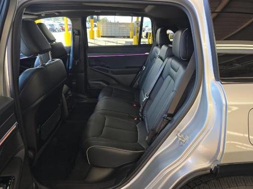 Silver Zynith Clearcoat 2025 Jeep Wagoneer S Limited