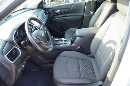 Iridescent Pearl Tricoat 2020 Chevrolet Equinox 1LT