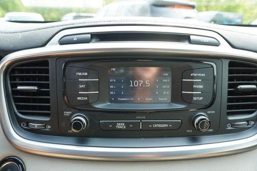 2016 Kia Sorento EX
