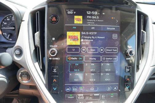 Crystal White Pearl 2024 Subaru Crosstrek Premium