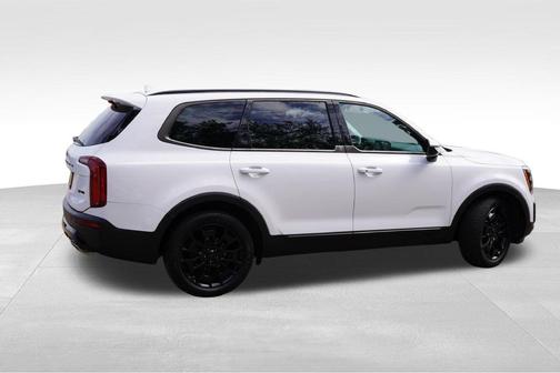 Glacial White Pearl 2021 Kia Telluride SX