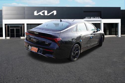 Aurora Black Pearl 2026 Kia K5 GT-Line