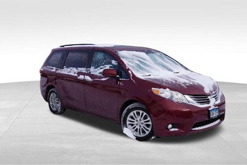 2017 Toyota Sienna L