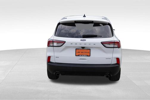 Oxford White 2022 Ford Escape SE