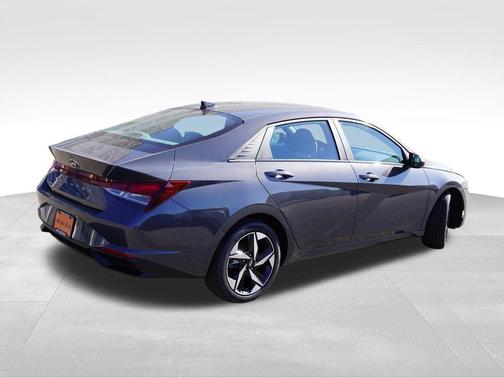 Electric Shadow 2023 Hyundai ELANTRA SEL