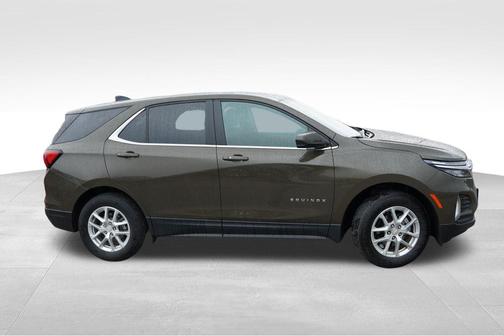Harvest Gold / Bronze 2023 Chevrolet Equinox 1LT