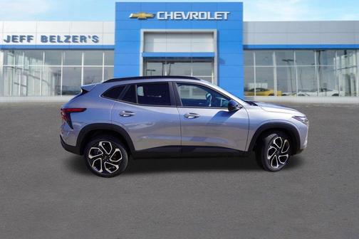 Sterling Gray Metallic 2026 Chevrolet Trax 2RS