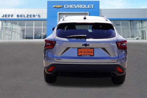 Sterling Gray Metallic 2026 Chevrolet Trax 2RS