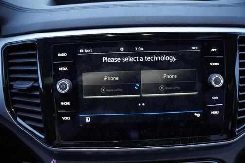 2023 Volkswagen Atlas 3.6L SE w/Technology