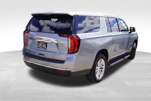 Sterling 2023 GMC Yukon XL SLT