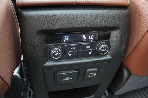 Mosaic Black Metallic 2018 Chevrolet Traverse High Country