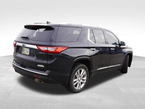 Mosaic Black Metallic 2018 Chevrolet Traverse High Country