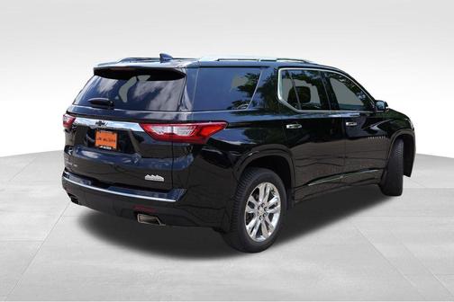 Mosaic Black Metallic 2018 Chevrolet Traverse High Country