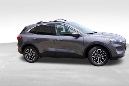 Carbonized Gray Metallic 2022 Ford Escape PHEV SEL