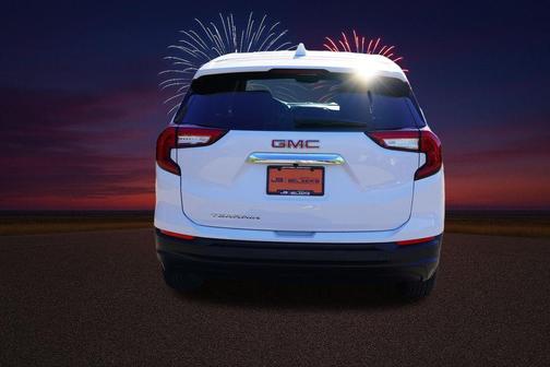 Summit White 2023 GMC Terrain SLE