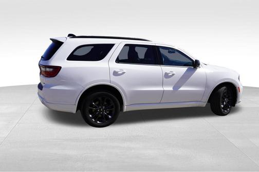 White Knuckle Clearcoat 2024 Dodge Durango GT