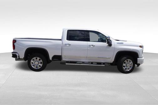 2025 Chevrolet Silverado 3500 High Country
