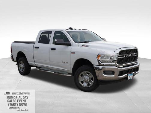 Bright White Clearcoat 2022 RAM 2500 Tradesman