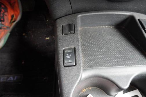 2015 Nissan Leaf SL