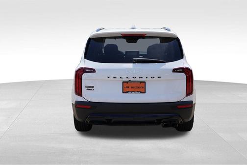 Glacial White Pearl 2022 Kia Telluride SX