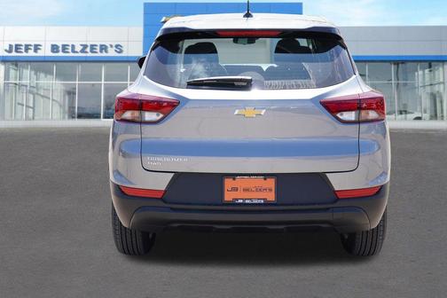 Sterling Gray Metallic 2026 Chevrolet Trailblazer LS