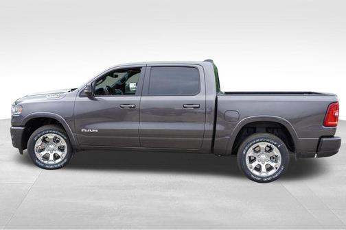 Granite Crystal Clearcoat Metallic 2026 RAM 1500 Big Horn
