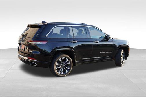 2023 Jeep Grand Cherokee Overland