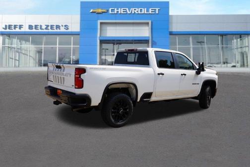 Summit White 2026 Chevrolet Silverado 3500 LT