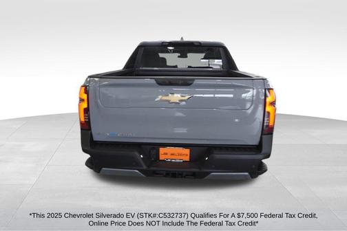 2025 Chevrolet Silverado EV LT
