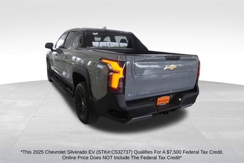 2025 Chevrolet Silverado EV LT
