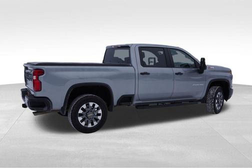 2024 Chevrolet Silverado 2500 Custom