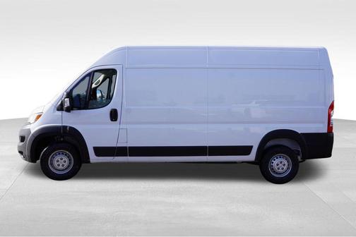 Bright White Clearcoat 2026 RAM ProMaster 2500 High Roof
