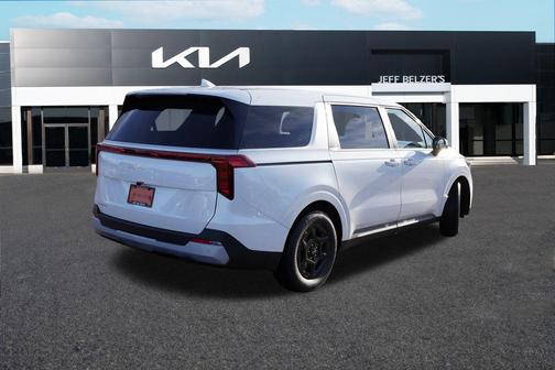 Snow White Pearl 2026 Kia Carnival LXS