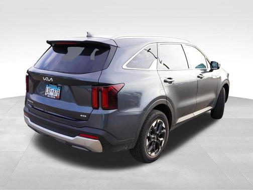 Gravity Gray 2024 Kia Sorento S