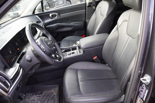 Gravity Gray 2024 Kia Sorento S