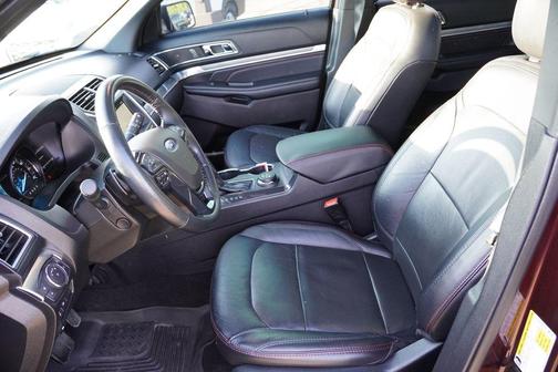 Burgundy Velvet Metallic Tinted Clearcoat 2019 Ford Explorer sport