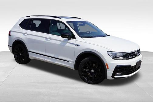 2020 Volkswagen Tiguan 2.0T SE R-Line Black