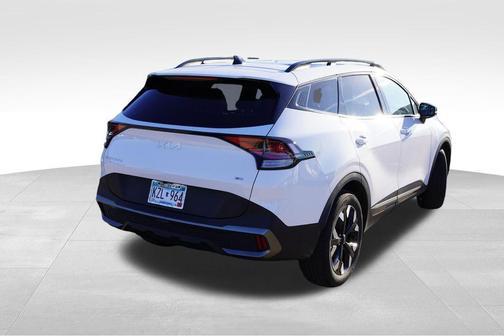 Glacial White Pearl 2023 Kia Sportage X-Line