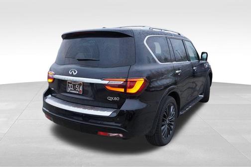 2023 INFINITI QX80 SENSORY