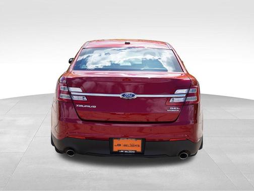 Ruby Red Metallic Tinted Clearcoat 2019 Ford Taurus SEL