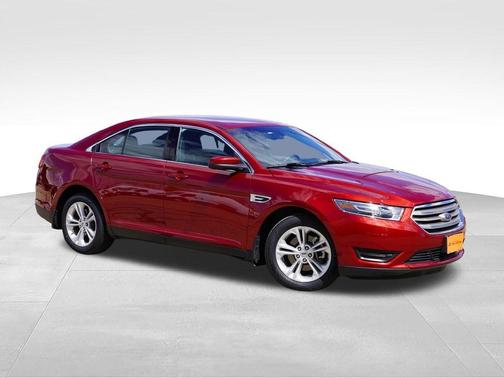 Ruby Red Metallic Tinted Clearcoat 2019 Ford Taurus SEL