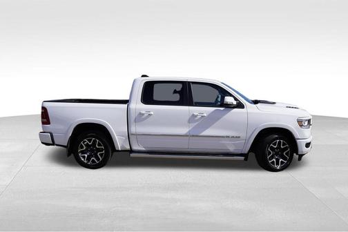 Bright White Clearcoat 2021 RAM 1500 Laramie