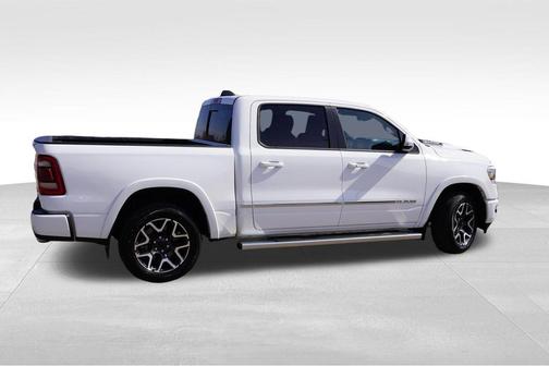 Bright White Clearcoat 2021 RAM 1500 Laramie