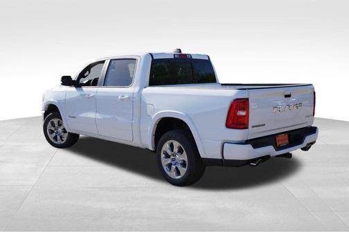 Bright White Clearcoat 2026 RAM 1500 Big Horn