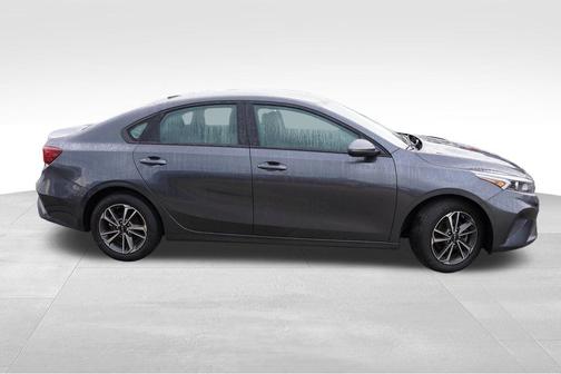 Gravity Gray 2023 Kia Forte LXS