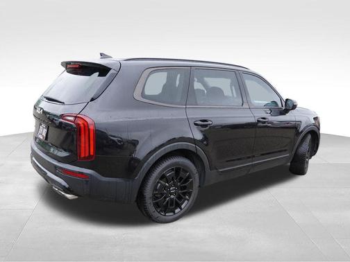 Black 2022 Kia Telluride SX