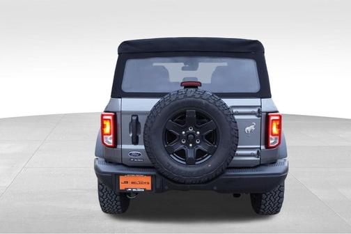 Carbonized Gray Metallic 2022 Ford Bronco Black Diamond