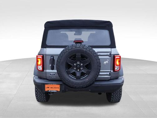 Carbonized Gray Metallic 2022 Ford Bronco Black Diamond